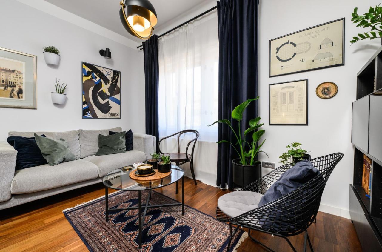 Designer Two-Bedroom Apartment سبليت المظهر الخارجي الصورة